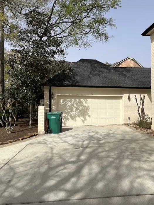 Roof Repair Services of The Woodlands Picture 8