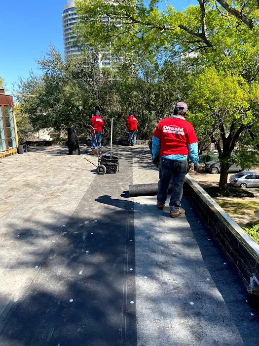 Homeward Roofing & Exteriors Picture 8