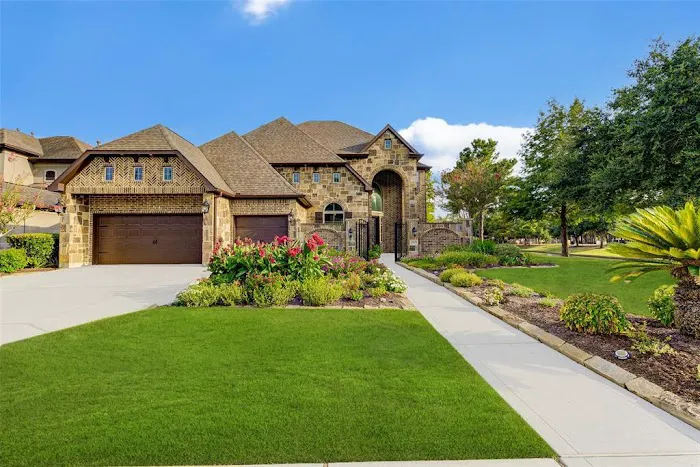 Roof 1 Construction Picture 9