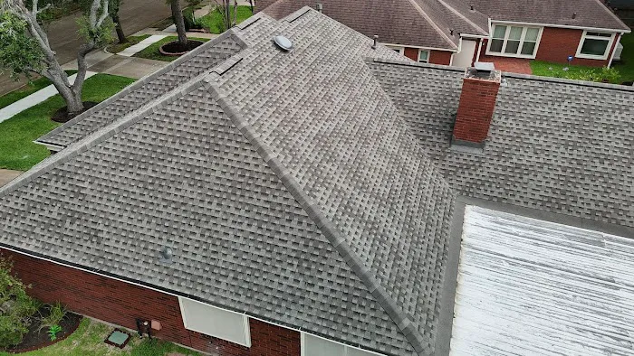 Acadian Roofing, LLC Picture 1