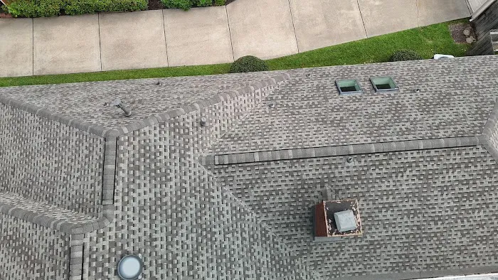 Acadian Roofing, LLC Picture 2