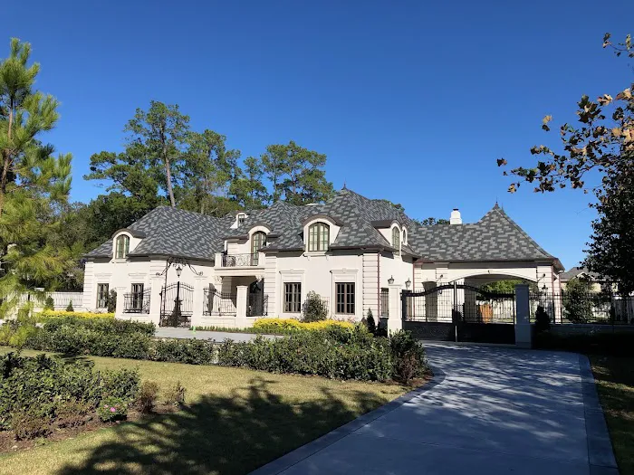 Acadian Roofing, LLC Picture 10