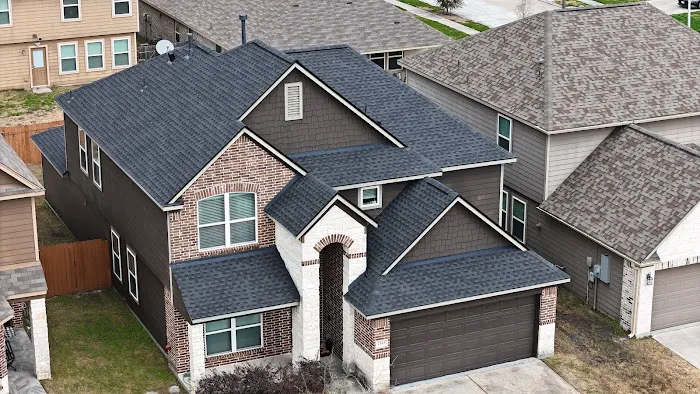 Adams Roofing, LLC Picture 2