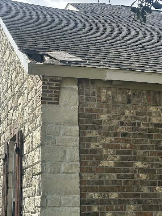 Johnny's Roofing And Storm Restoration Picture 6