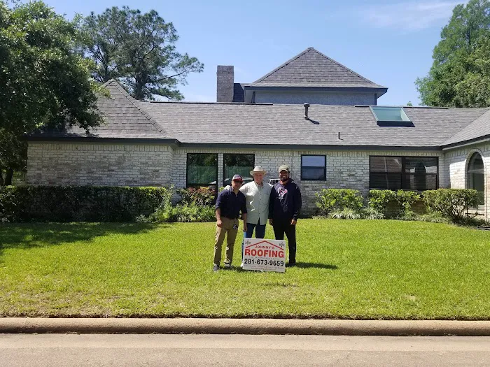 Johnny's Roofing And Storm Restoration Picture 8