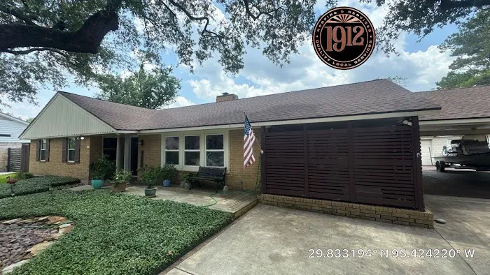 1912 Roofing & Services Picture 3