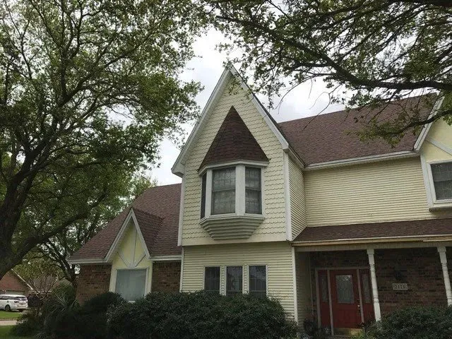 Able Roofing & Construction Picture 1