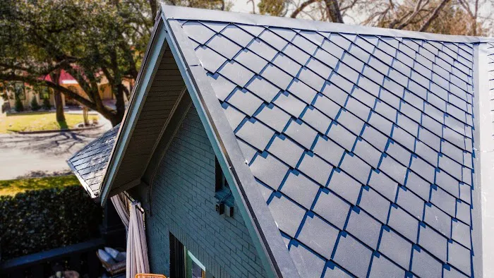 LOA Roofing and Construction Picture 1