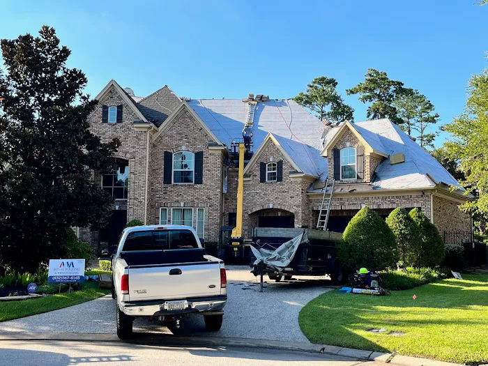 Royal Roofing and Remodeling Picture 2