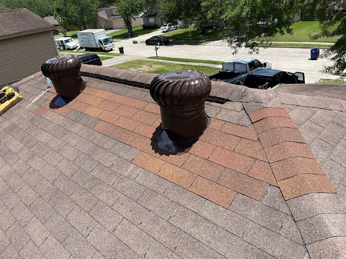 Royal Roofing and Remodeling Picture 4