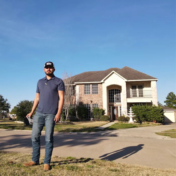 Royal Roofing and Remodeling Picture 10