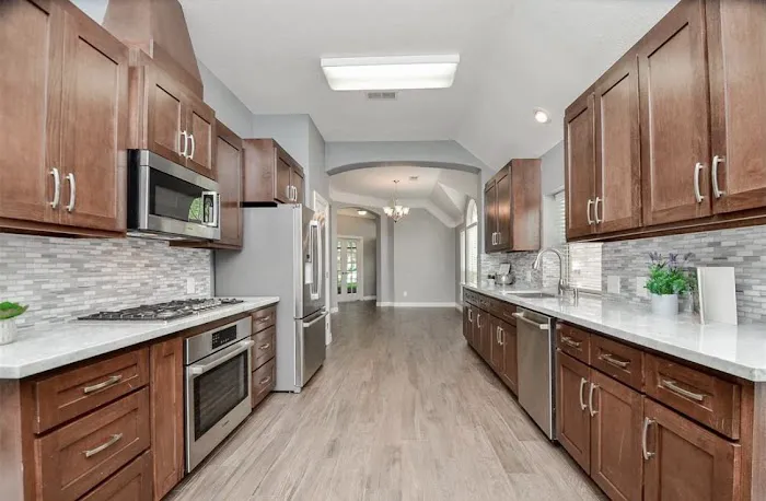 Blitz Haus Roofing & Renovations Picture 8