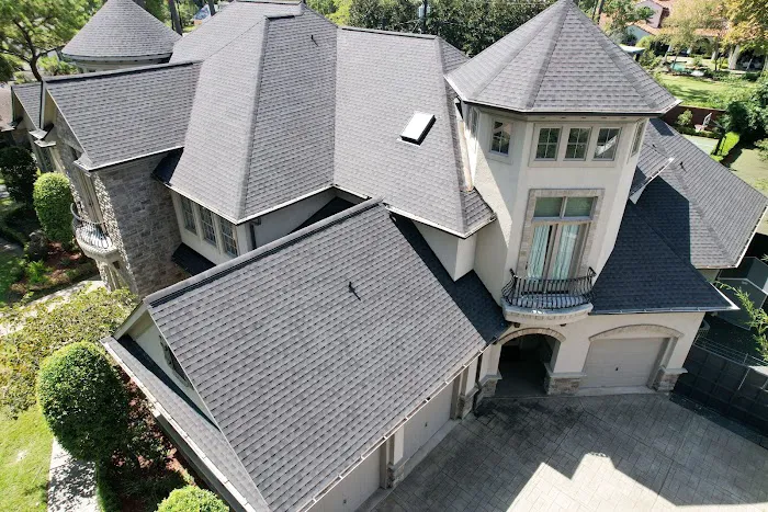 Blue Rhino Roofing and Solar Picture 5