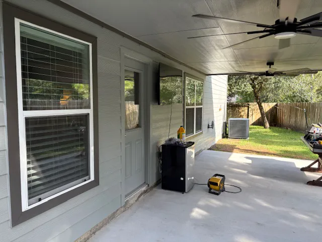 Mr. Happy House of The Woodlands | Roofing, Siding, Painting Picture 1