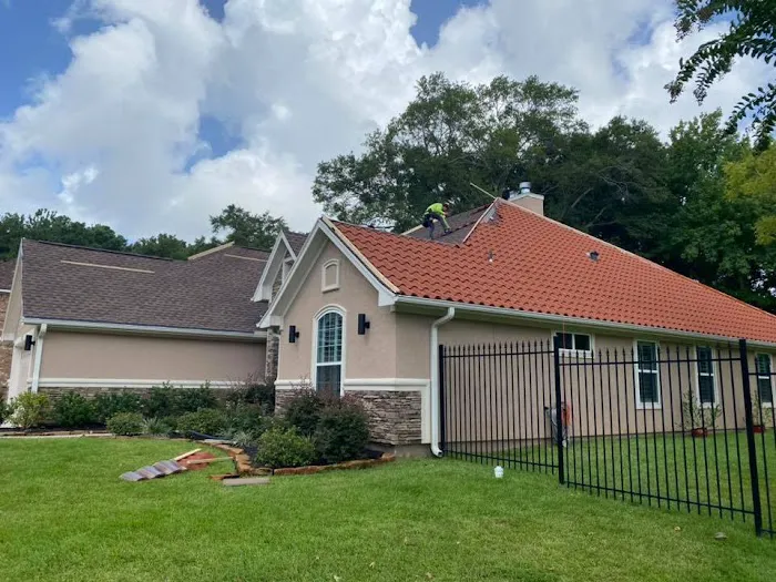 Woodlands Roofing Picture 3