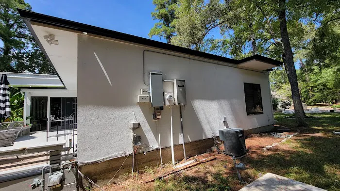 Modern Roofing Picture 4