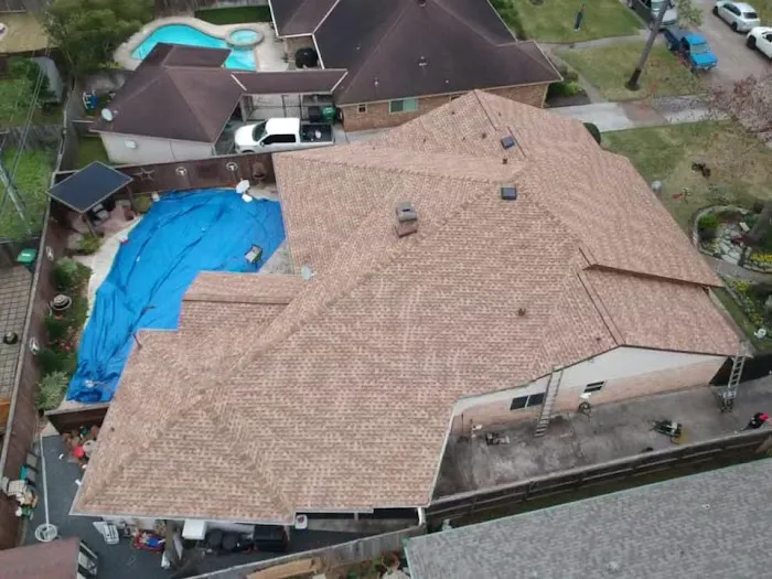 Lone Star Roofing Picture 1