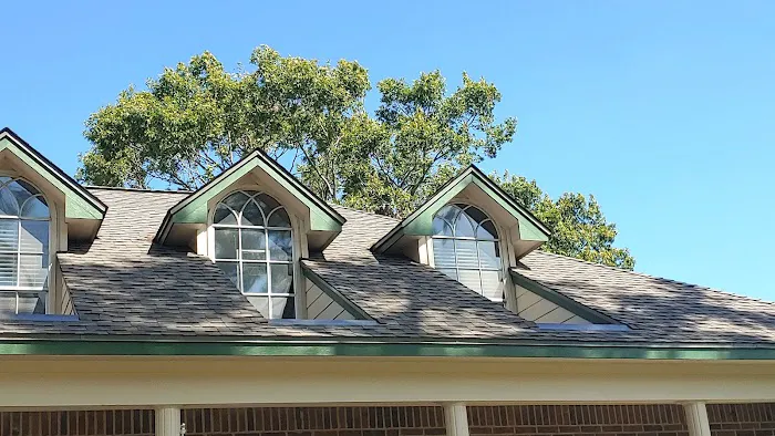 Lone Star Roofing Picture 2