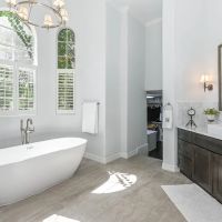 AMW Construction & Roofing ico