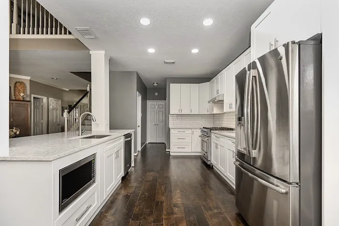 AMW Construction & Roofing Picture 4