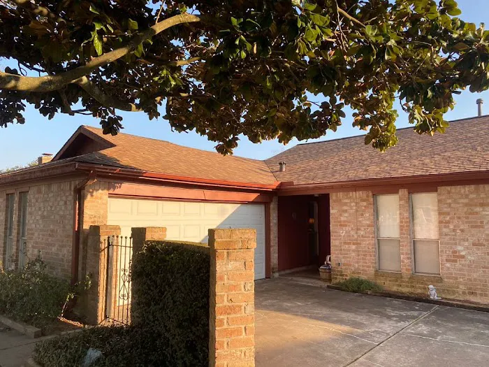 Capstone Roofing & Construction Picture 2