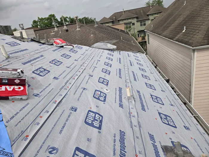 Texas Roofing AC Construction LLC Picture 1
