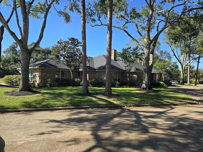 American Exteriors Picture 4