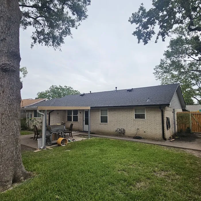 Storm Troop Roofing and Construction Picture 2