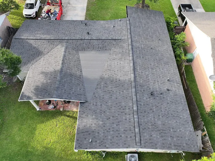 Petrus Roofing and Solar Picture 4