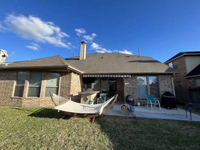 Aiga Roofing and Construction Picture 1