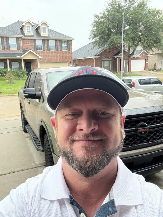 Right Price Roofing Picture 4