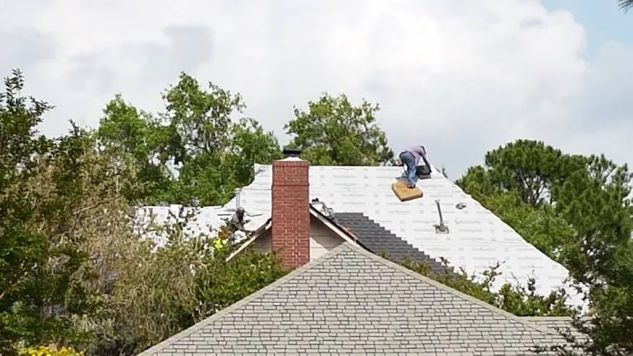 M&P ROOFING LLC Picture 3