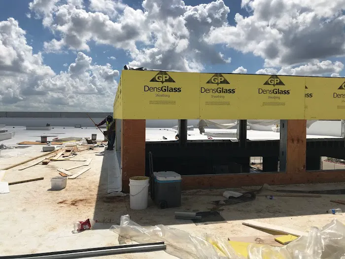 M&P ROOFING LLC Picture 5