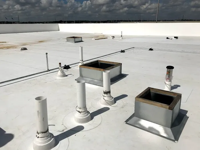 M&P ROOFING LLC Picture 4