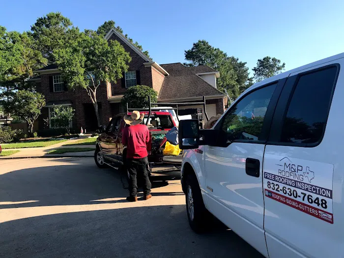 M&P ROOFING LLC Picture 7