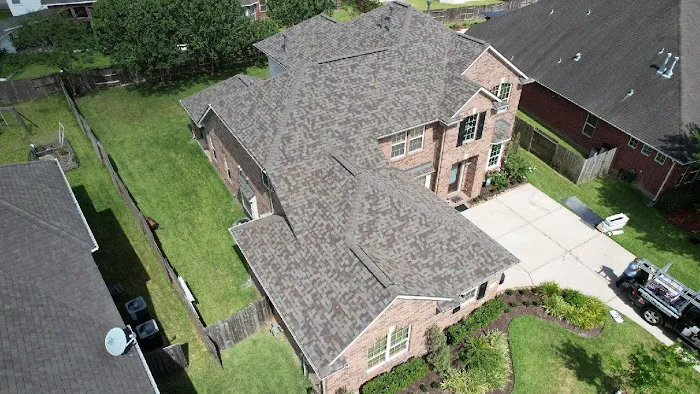 L&B Roofing LLC. Picture 2