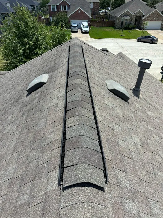 RidgeLine Roofing & Designs Picture 1