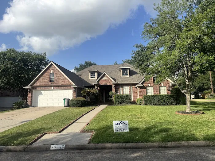 R&S Roofing Picture 2