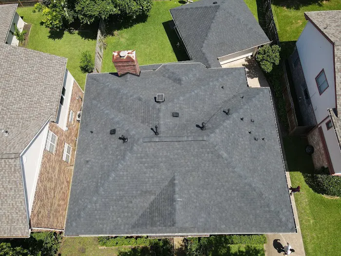 HomeGuard Roofing Picture 1