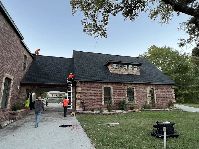 V&D Professional Roofing Picture 10