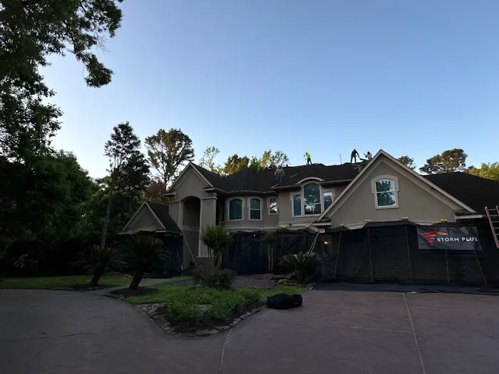 Storm Plus Roofing LLC Picture 1