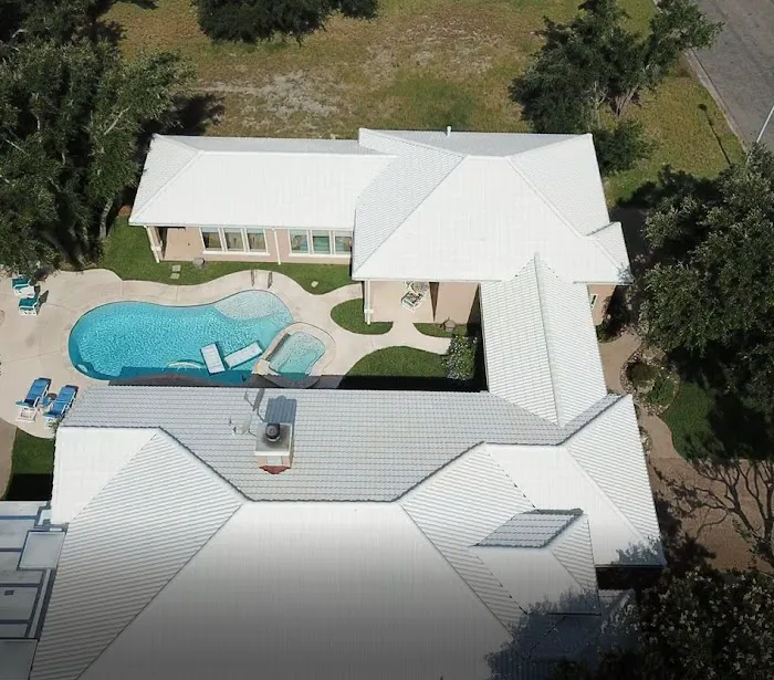 Strata Roofing and Construction, LLC. Picture 9