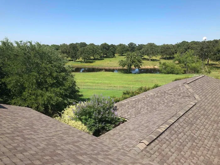 Mill Creek Roofing Picture 1