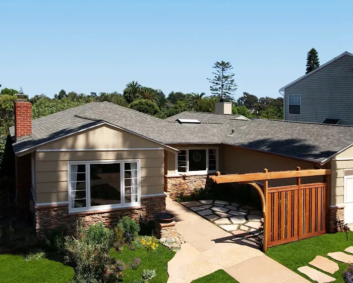 Shake, Shingle & Roll Roofing Picture 3