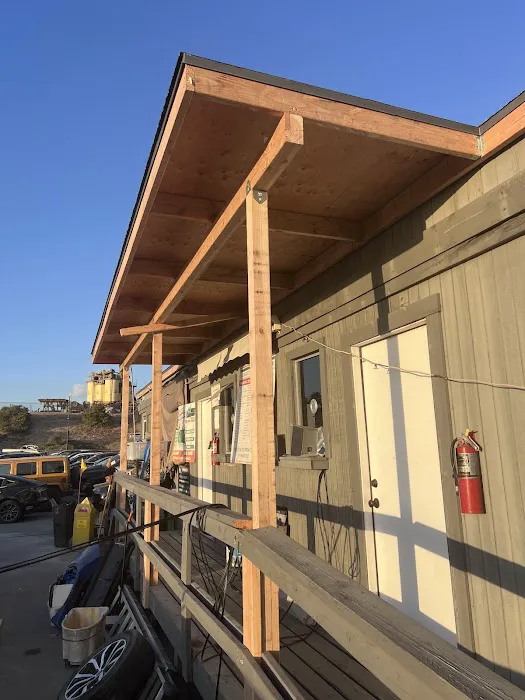 Alfaros and Son Roofing LLC - Shingle Roof Installation and Repair Picture 7