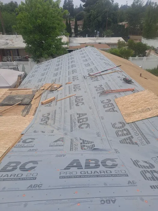 Alfaros and Son Roofing LLC - Shingle Roof Installation and Repair Picture 5