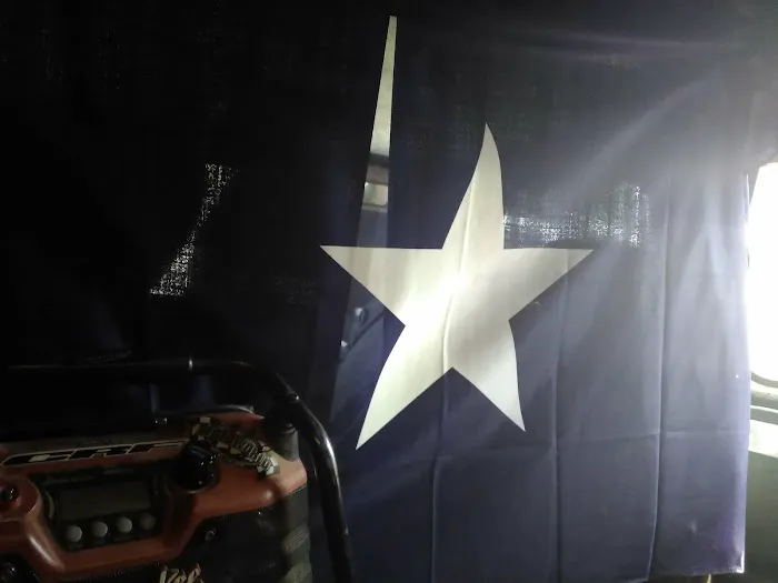 Old Fashion Roofing Picture 3