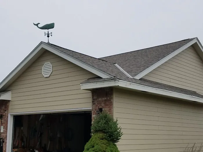 H&M ROOFING CO. LLC Picture 4