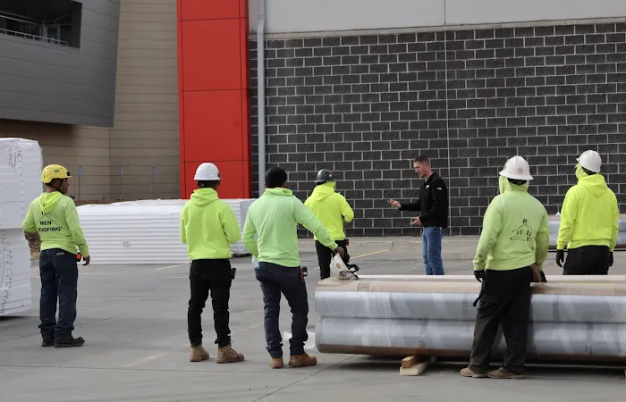 10 Men Roofing Picture 2