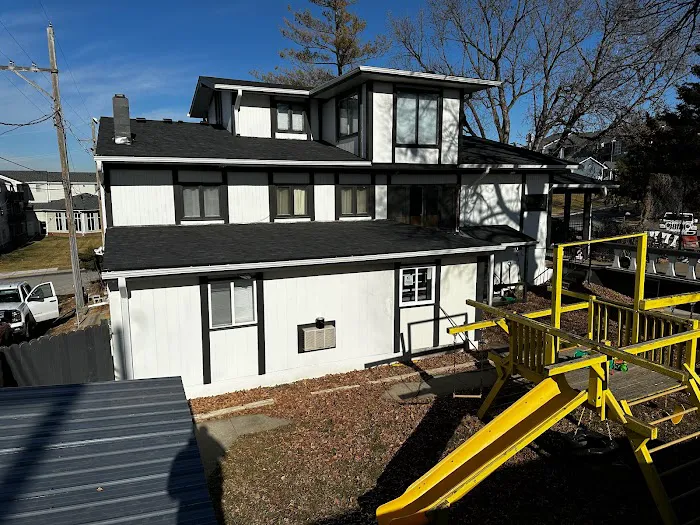 Goodlife Exteriors & Contracting Picture 1